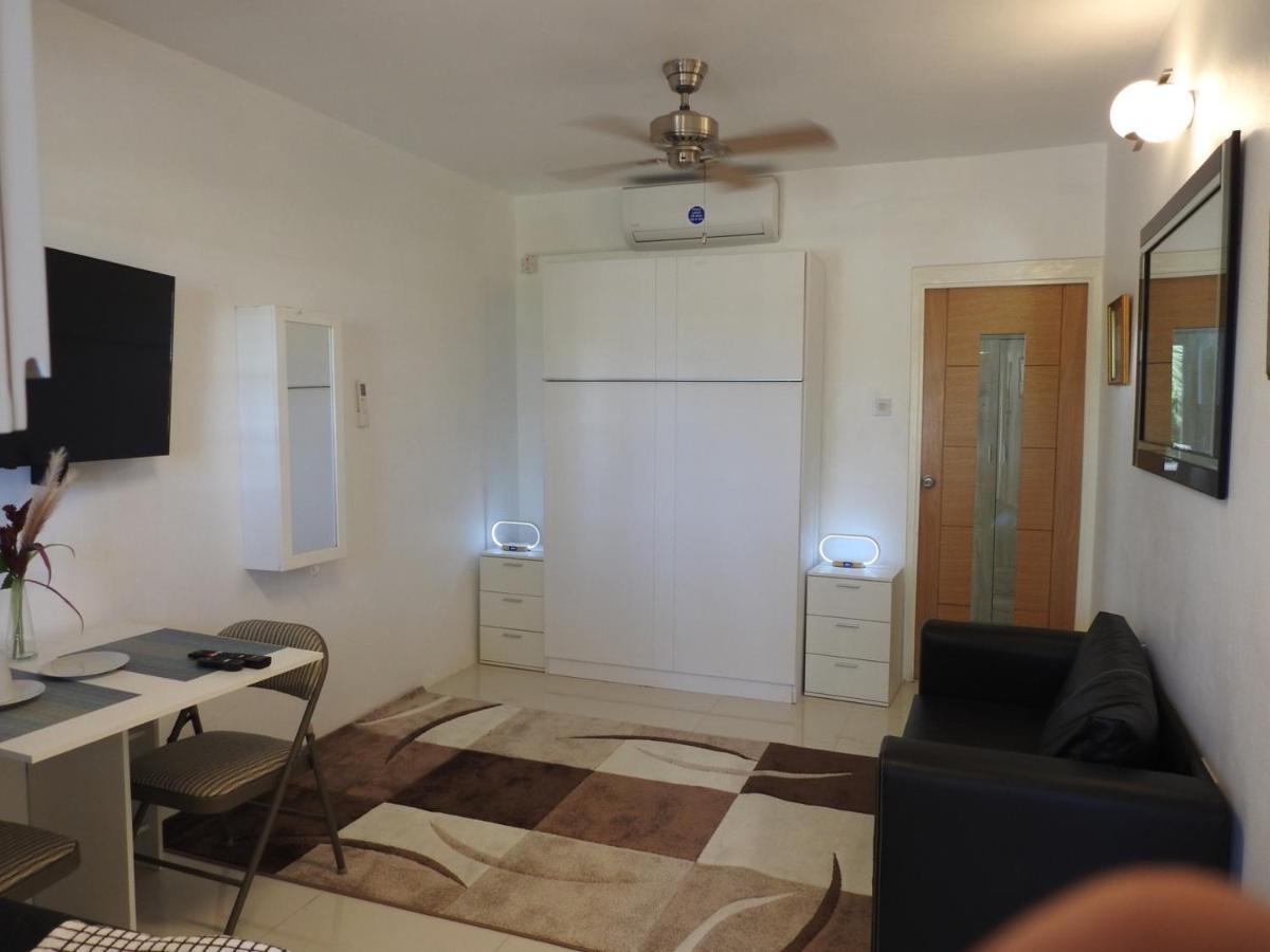 Belview Apartments Belmont Extérieur photo
